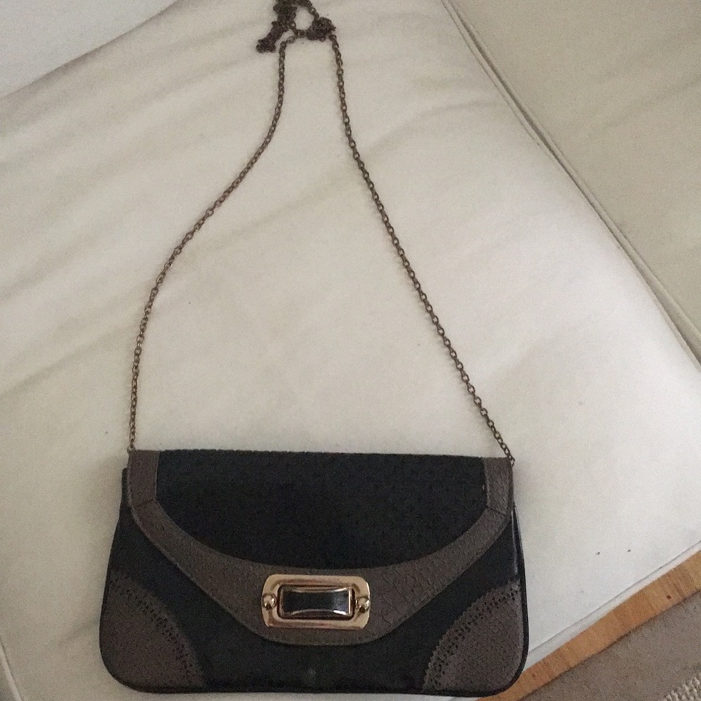 Crossbody bag